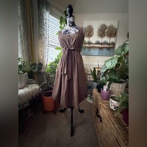 EUC ISDA & Co French Roast Brown Tie Waist Fit & Flare Crinkle Cotton Dress